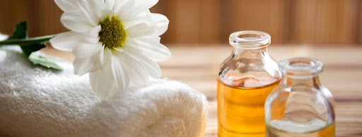 Stop Using Oils if you notice a rash or discoloration on your skin